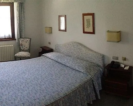 Triolet فندق كورمايور