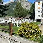 Triolet 3*
