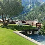 Triolet 3*