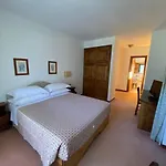 Triolet 3*