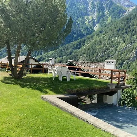 Triolet 3*