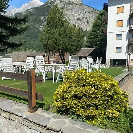 Triolet Hotel 3*