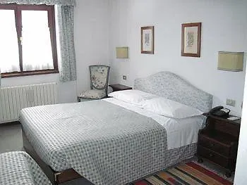 Triolet Hotel 3*