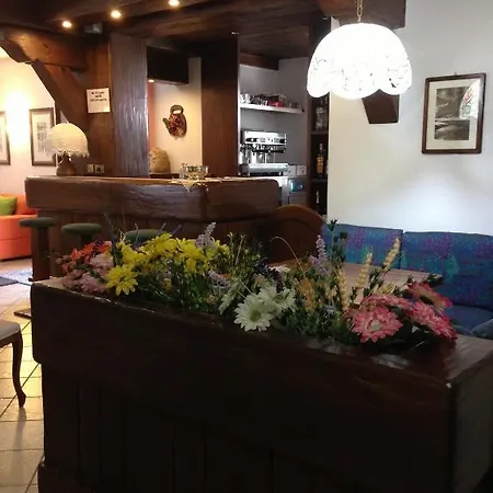 Triolet 3* كورمايور