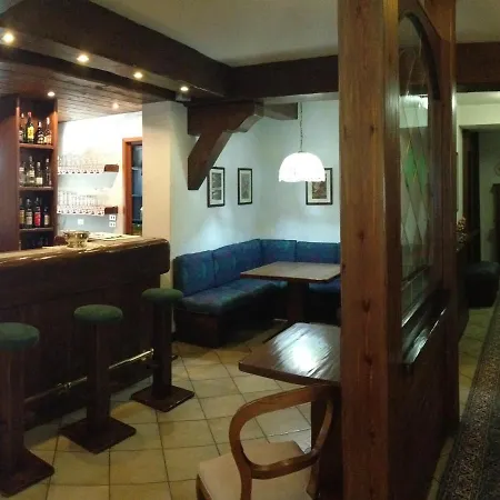 Triolet Hotel